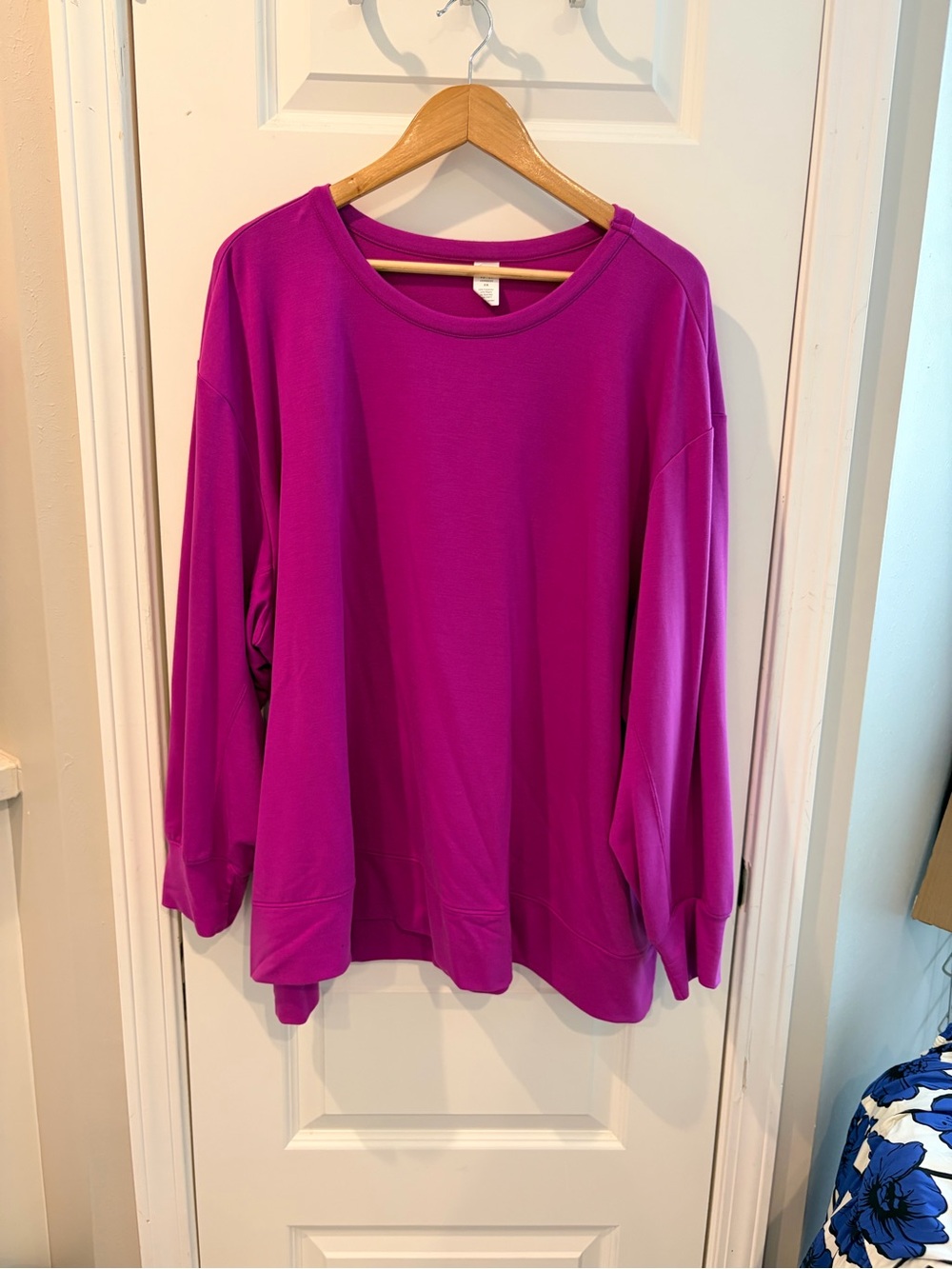 Xersion Bright Magenta Oversized Crewneck Sweatshirt